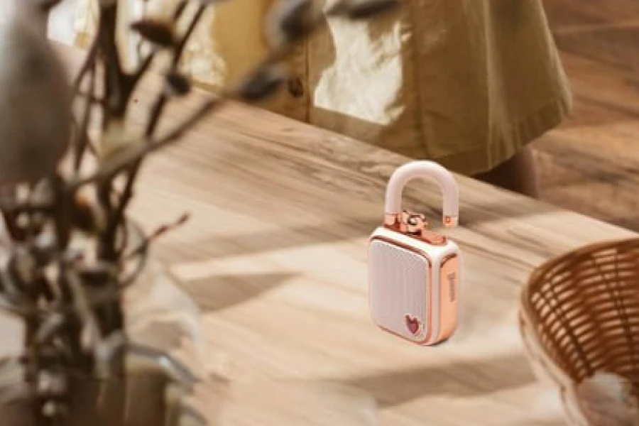 LoveLock Wireless Speaker Waterproof